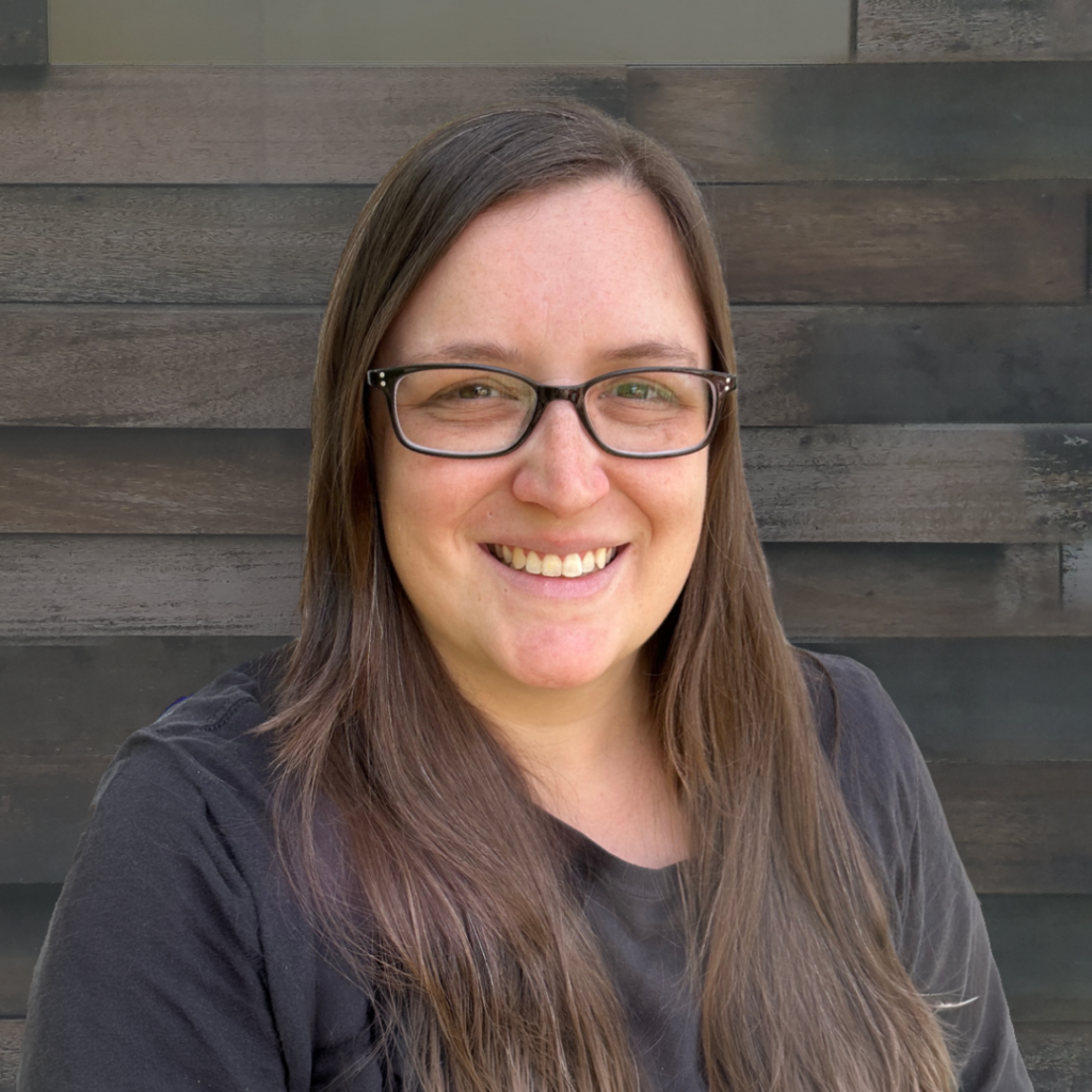 Laura Johnson headshot